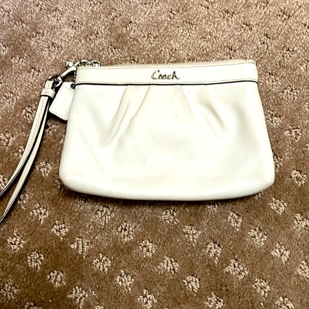 White coach clutch